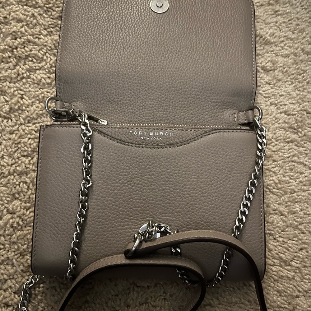 Tory Burch chain wallet crossbody-brand new